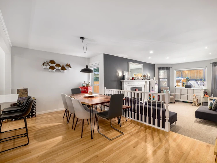3310 Apex Place, North Vancouver, BC, V7H 2R5 - 5