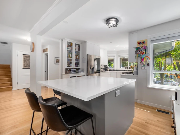 3310 Apex Place, North Vancouver, BC, V7H 2R5 - 7