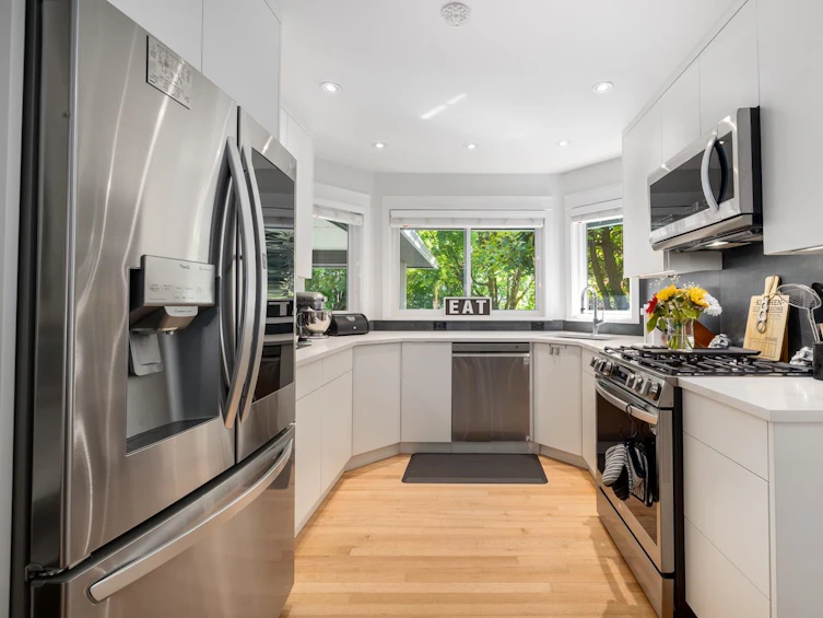 3310 Apex Place, North Vancouver, BC, V7H 2R5 - 8