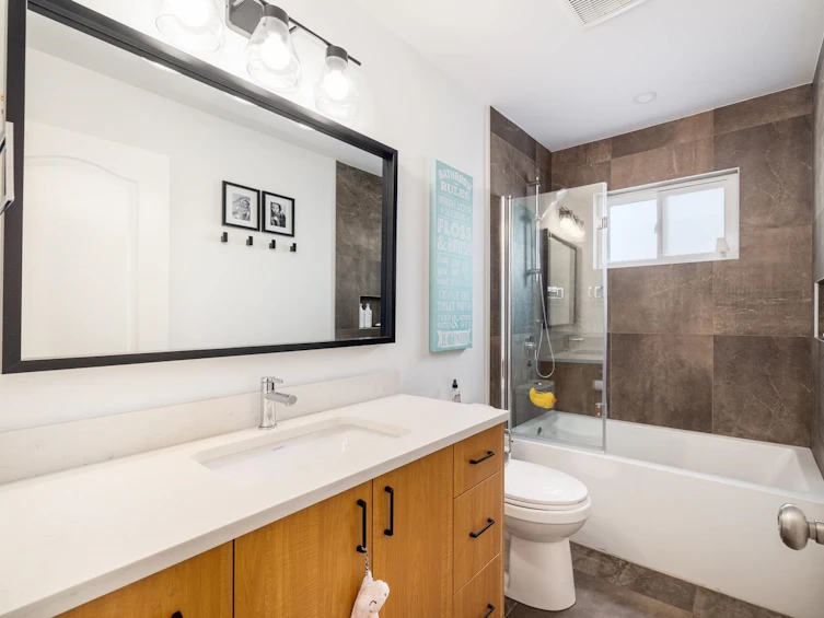 3310 Apex Place, North Vancouver, BC, V7H 2R5 - 15