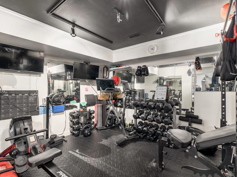 3310 Apex Place, North Vancouver, BC, V7H 2R5 - 23
