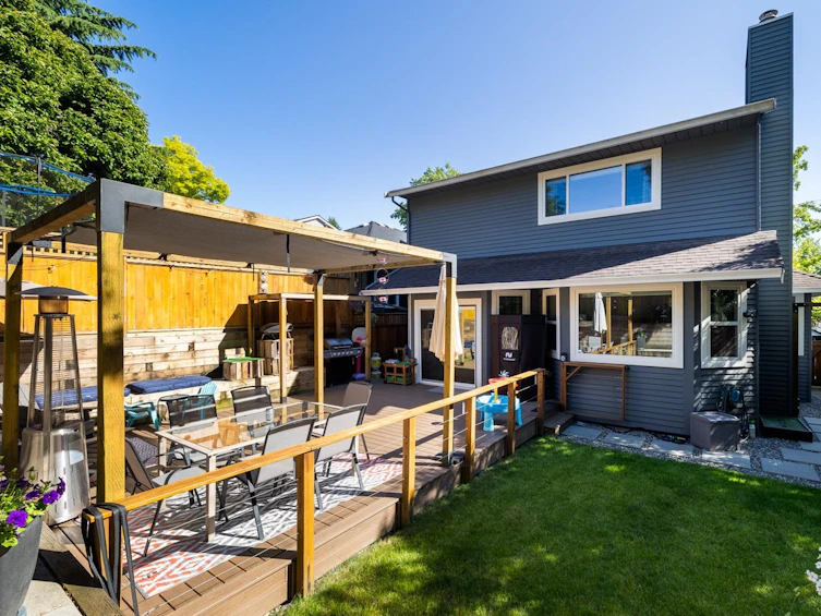 3310 Apex Place, North Vancouver, BC, V7H 2R5 - 2