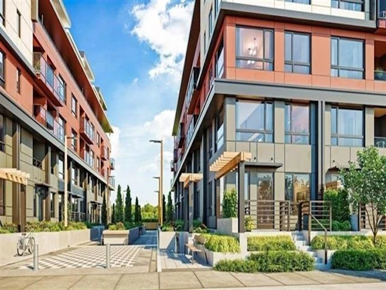 311-13858 108 Avenue, Surrey, BC, V3T 2K8 - 2