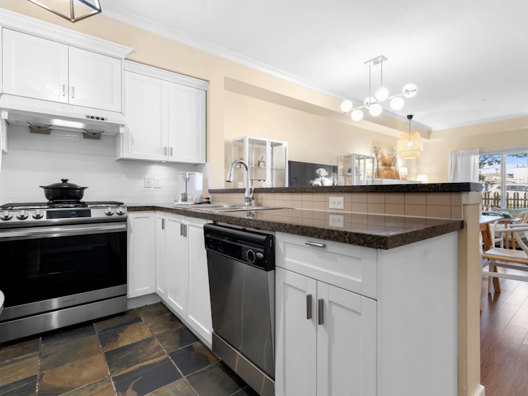 58-7388 Macpherson Avenue, Burnaby, BC, V5J 0A1 - 10