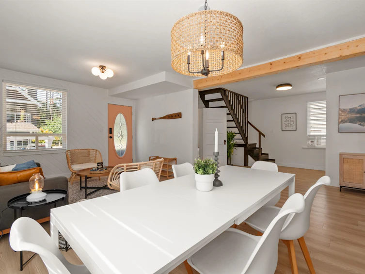 275 Fir Street, Cultus Lake, BC, V2R 4Y5 - 9