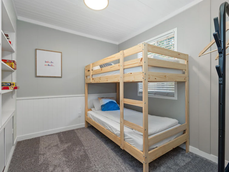 275 Fir Street, Cultus Lake, BC, V2R 4Y5 - 17