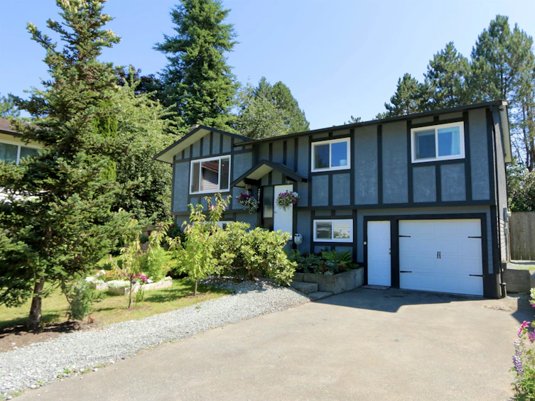 2876 267a Street, Langley, BC, V4W 3B8