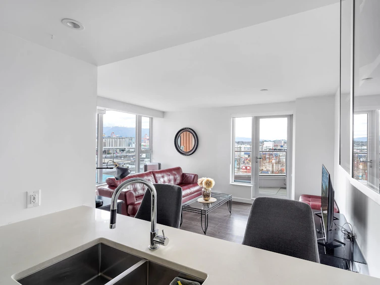202-983 East Hastings Street, Vancouver, BC, V6A 0G9 - 10