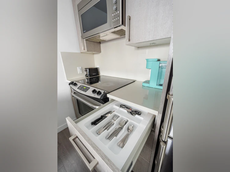 202-983 East Hastings Street, Vancouver, BC, V6A 0G9 - 12