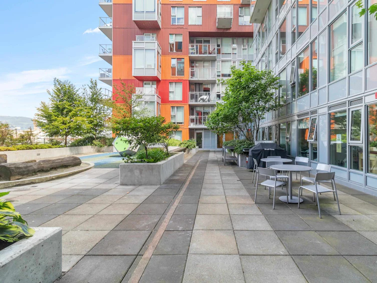 202-983 East Hastings Street, Vancouver, BC, V6A 0G9 - 30