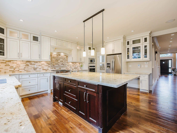 15448 Oxenham Avenue, Surrey, BC, V4B 2J3 - 6