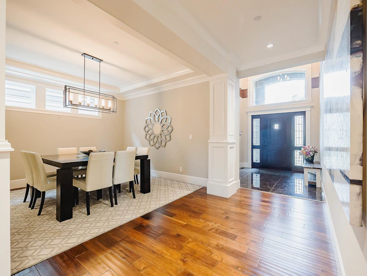 15448 Oxenham Avenue, Surrey, BC, V4B 2J3 - 15