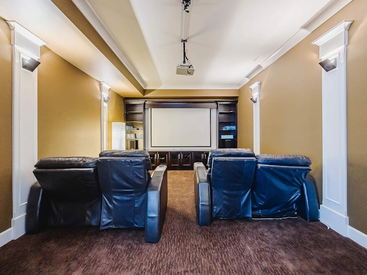 15448 Oxenham Avenue, Surrey, BC, V4B 2J3 - 36