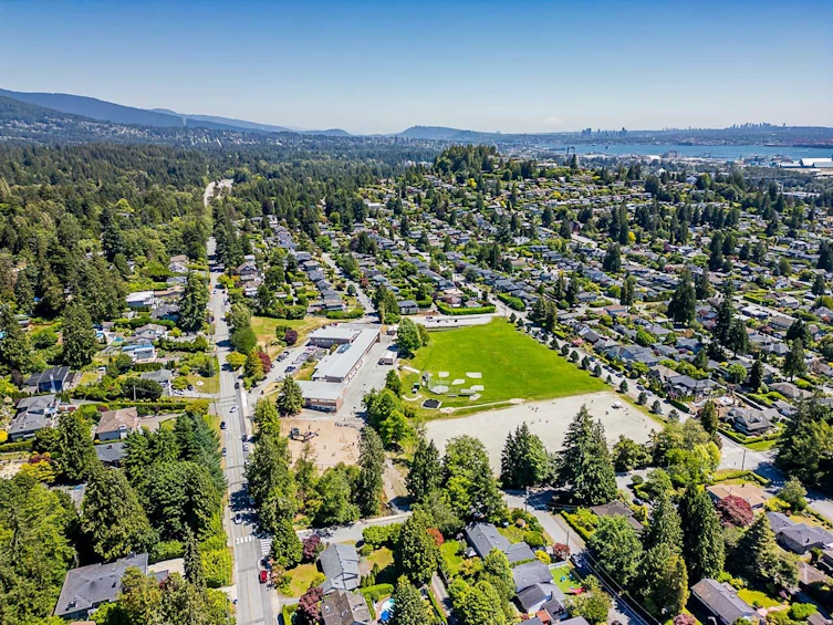 1709 Ottawa Avenue, West Vancouver, BC, V7V 2S3 - 39