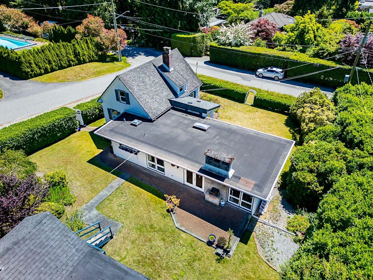 1709 Ottawa Avenue, West Vancouver, BC, V7V 2S3 - 3