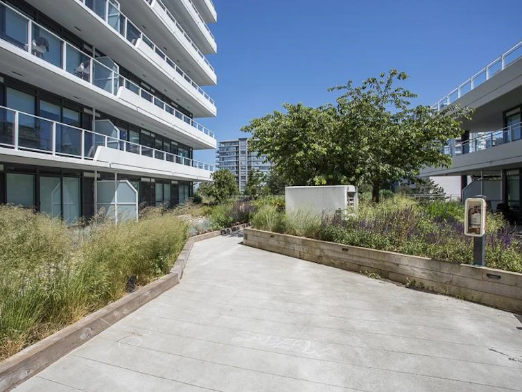 809-5766 Gilbert Road, Richmond, BC, V6X 1B7 - 32