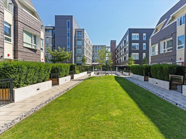 110-12040 Plaza Street, Maple Ridge, BC, V2X 5X9 - 30