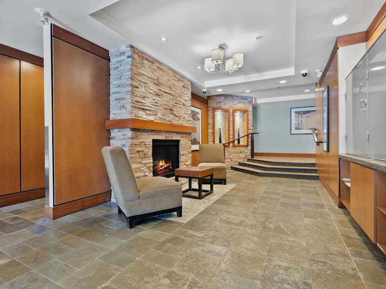301-9283 Government Street, Burnaby, BC, V3N 0A3 - 17