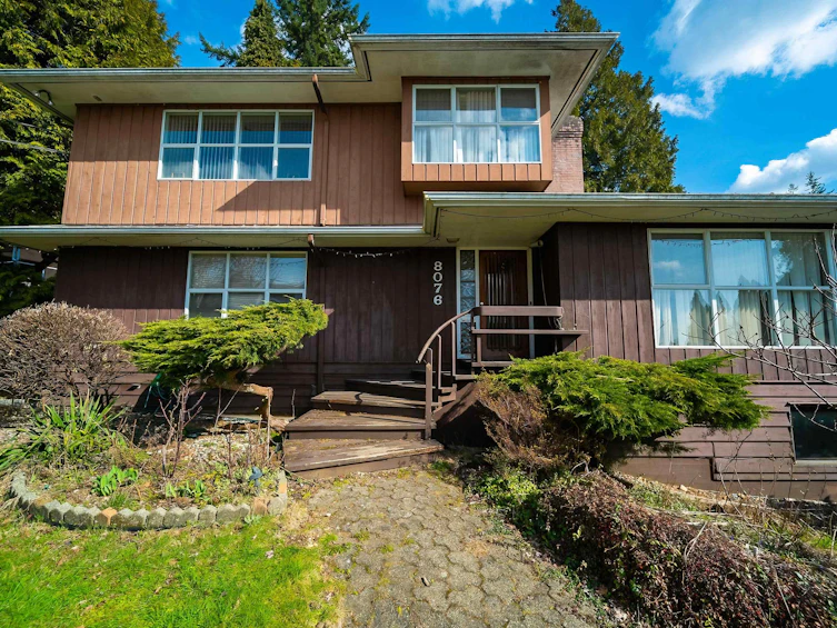 8076 Gray Avenue, Burnaby, BC, V5J 4A1
