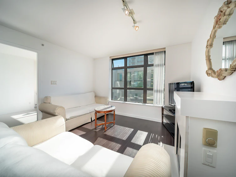 408-8120 Lansdowne Road, Richmond, BC, V6X 0A1 - 5