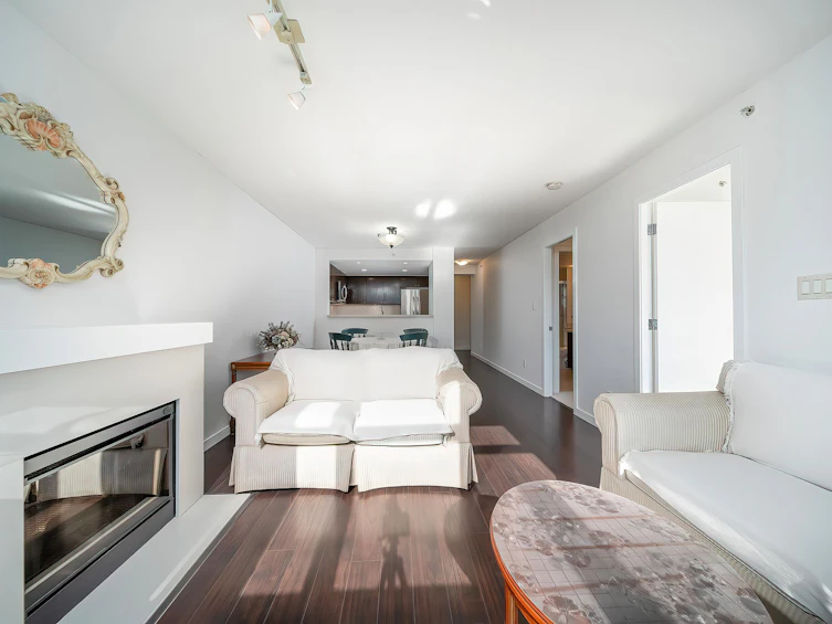 408-8120 Lansdowne Road, Richmond, BC, V6X 0A1 - 6