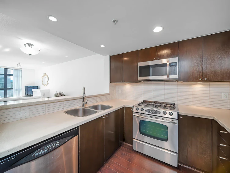 408-8120 Lansdowne Road, Richmond, BC, V6X 0A1 - 9