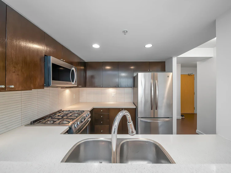 408-8120 Lansdowne Road, Richmond, BC, V6X 0A1 - 10