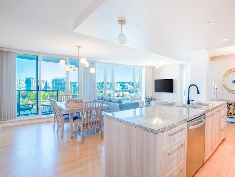 1105-918 Cooperage Way, Vancouver, BC, V6B 0A7 - 10