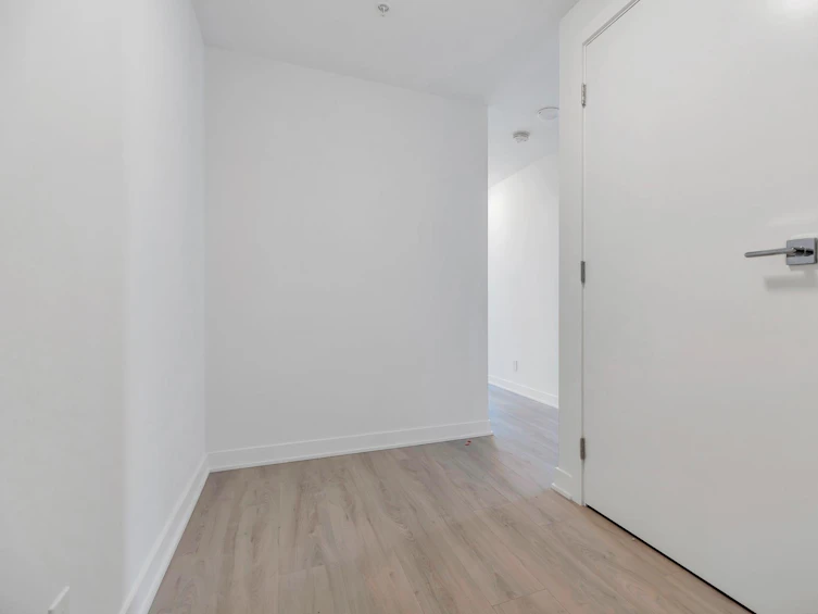 1201-1401 Hunter Street, North Vancouver, BC, V7J 0E2 - 3
