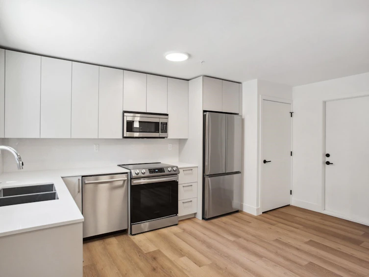 478 E 21st Avenue, Vancouver, BC, V5V 1R4 - 28