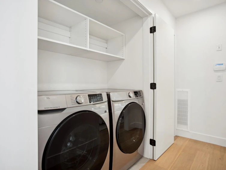 480 E 21st Avenue, Vancouver, BC, V5V 1R4 - 23