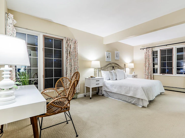 5703 Bluebell Drive, West Vancouver, BC, V7W 1T2 - 17