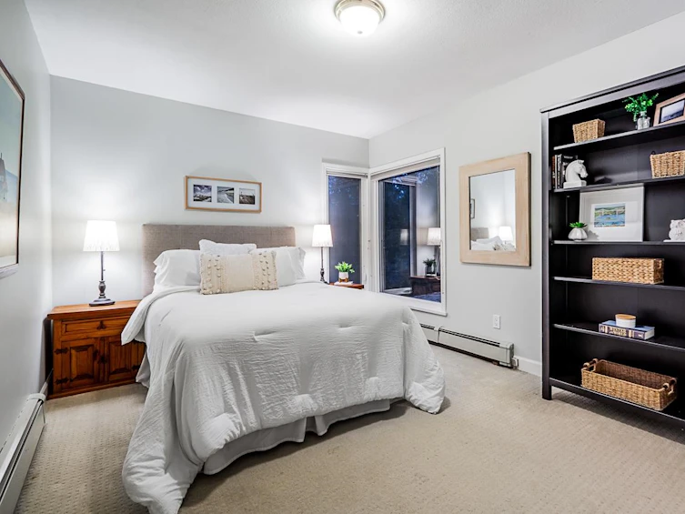 5703 Bluebell Drive, West Vancouver, BC, V7W 1T2 - 25