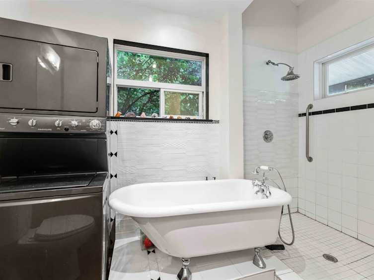 4174 Sunshine Coast Highway, Sechelt, BC, V7Z 0A4 - 14