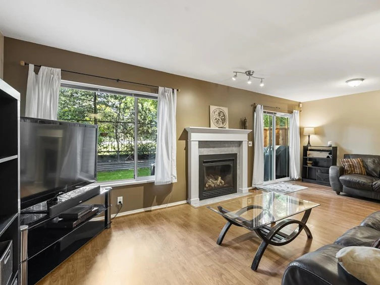 21-16016 82, Surrey, BC, V4N 0N7 - 2