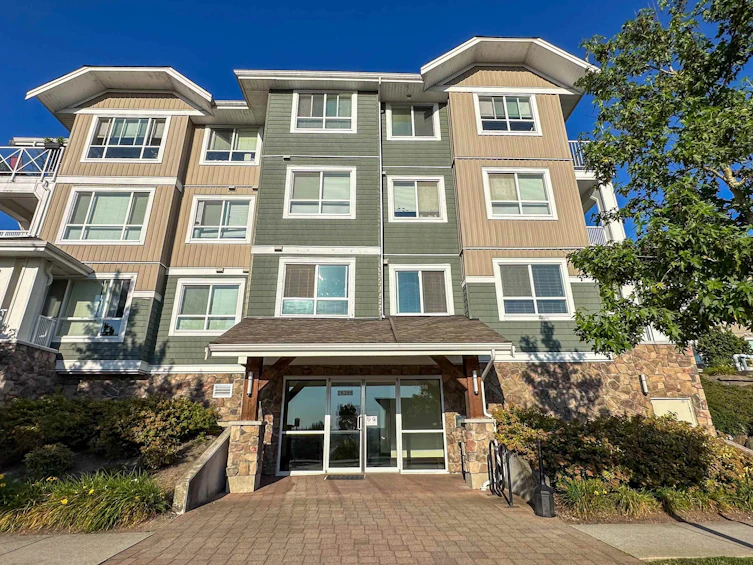 109-16398 64, Surrey, BC, V3S 6X6 - 2