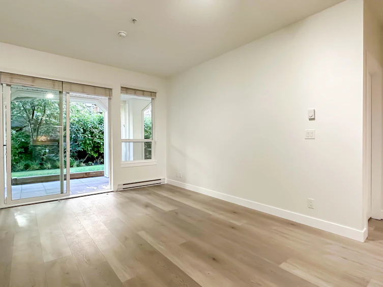 109-16398 64, Surrey, BC, V3S 6X6 - 4