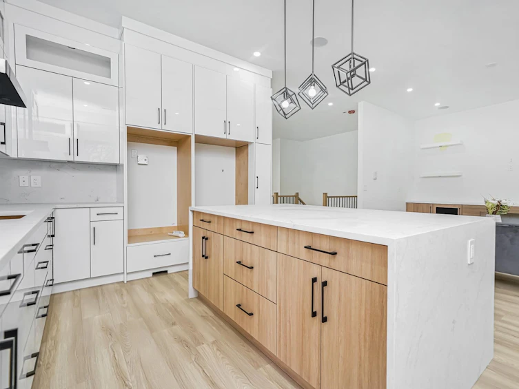 5839 185a Street, Surrey, BC, V3S 7H3 - 4