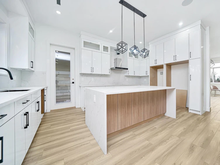 5839 185a Street, Surrey, BC, V3S 7H3 - 5