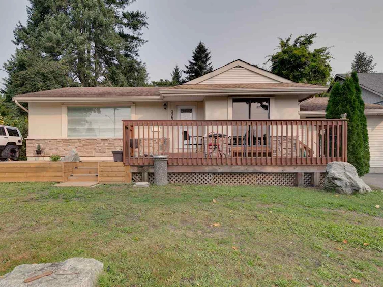 33675 3rd Avenue, Mission, BC, V2V 1R1
