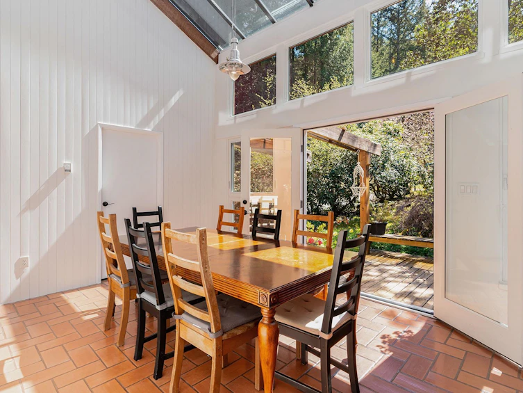 775 Carter Road, Bowen Island, BC, V0N 1G1 - 7