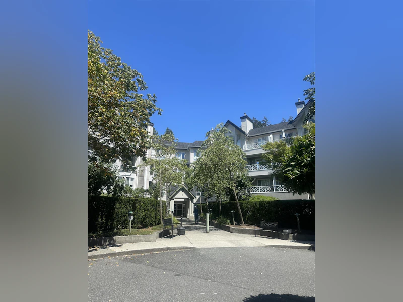 122 - 9979 140th Street, Surrey BC V3T 5W2