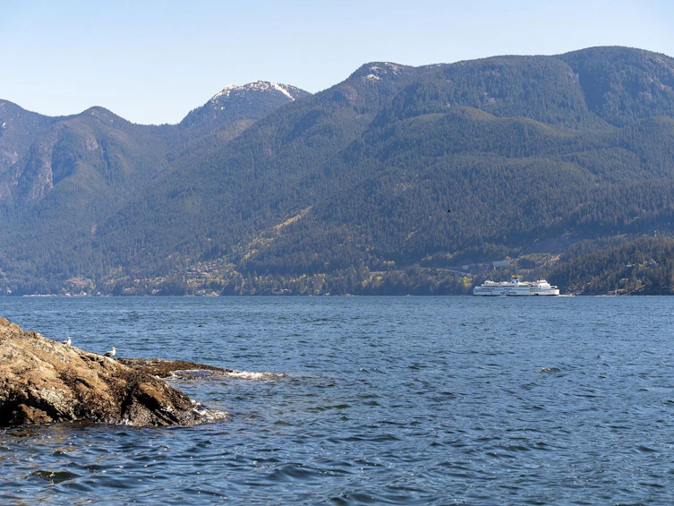 825 Hummingbird Lane, Bowen Island, BC, V0N 1G1 - 14