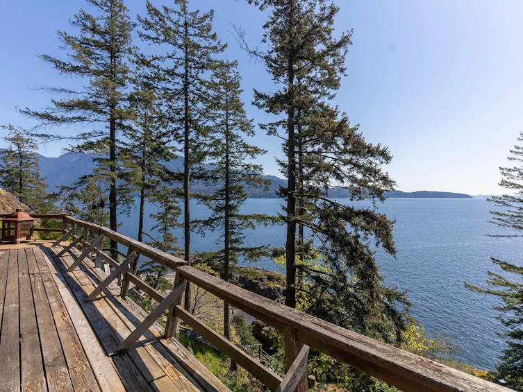 825 Hummingbird Lane, Bowen Island, BC, V0N 1G1 - 6