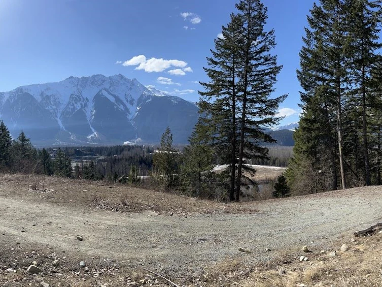 7503 Pebble Creek Drive, Pemberton, BC, V0N 2L1 - 6