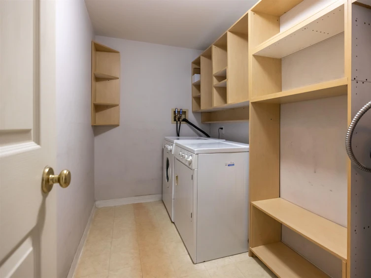 204-7435 121a, Surrey, BC, V3W 0W8 - 21