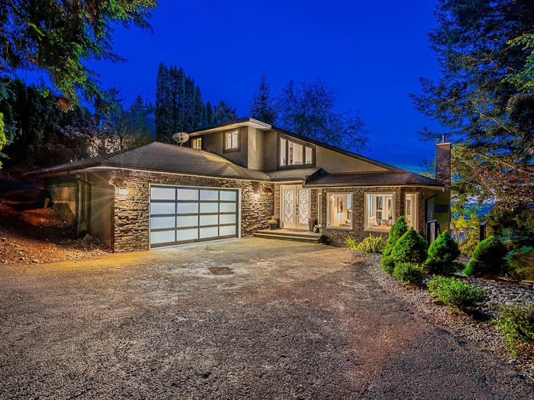 2724 St. Moritz Way, Abbotsford, BC, V3G 1C3
