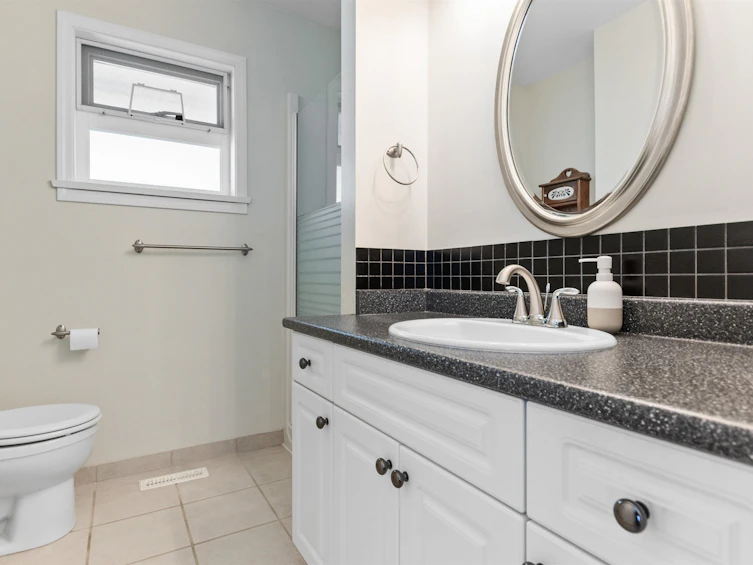 249 Cariboo Avenue, Hope, BC, V0X 1L0 - 17