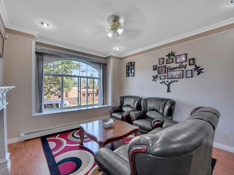 9569 124 Street, Surrey, BC, V3V 4S6 - 5