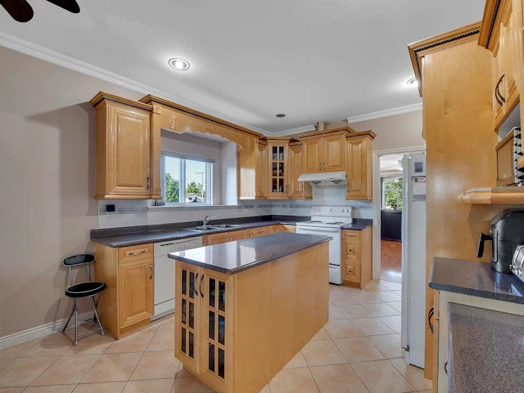 9569 124 Street, Surrey, BC, V3V 4S6 - 11